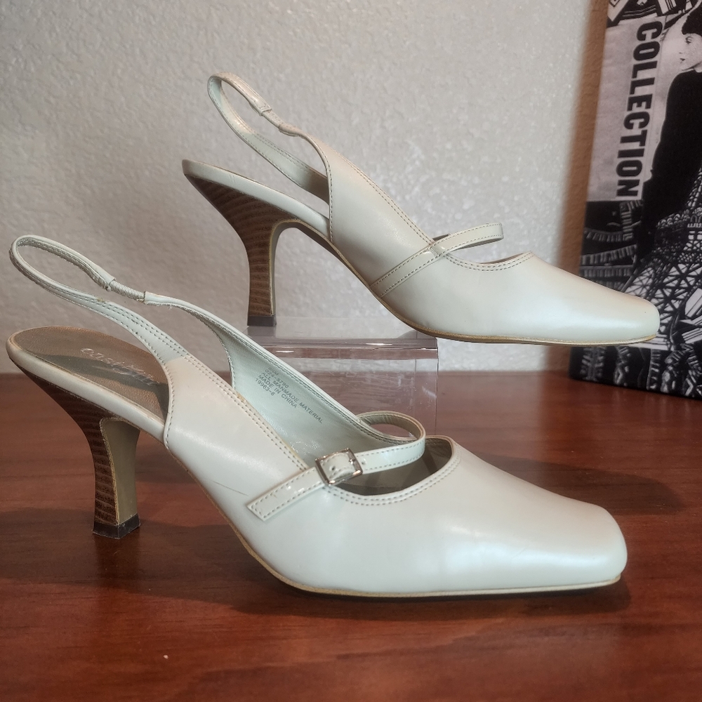 East 5th cream heels  8.5